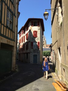 Bayonne is a relaxing and quaint city to stroll around in.