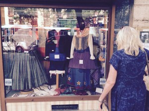 Judith contemplating whether Aragon fashion would suit her.