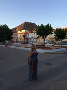 La hermosa Segnora in the main plaza in Isla Plana at sunset.