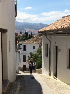 Making our way back down the valley.