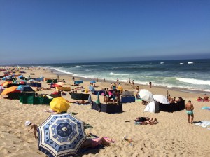 The sea has calmed down and the beach is already filling up.