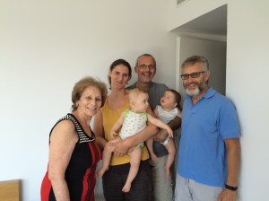 A lovely day spent in Marseille with Titi, Christian, Aurelie and the twins Ella and Rose.