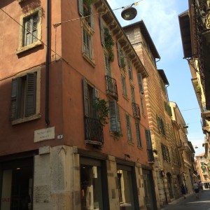 Via S. Rocchetto, Verona.