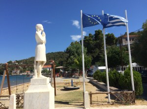A statue to all 'victims' in Milina by a famous local sculptor. Praying to Europe and Greece for better times? 